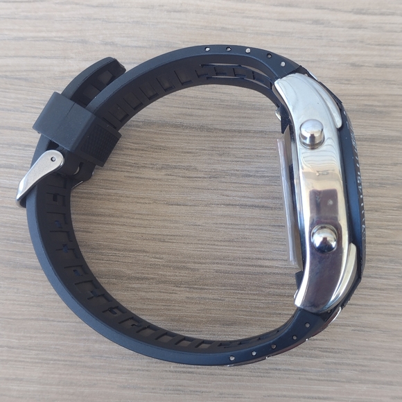 U.S. Polo Assn. US9061 Wrist Watch For Men - Picture 4 of 7